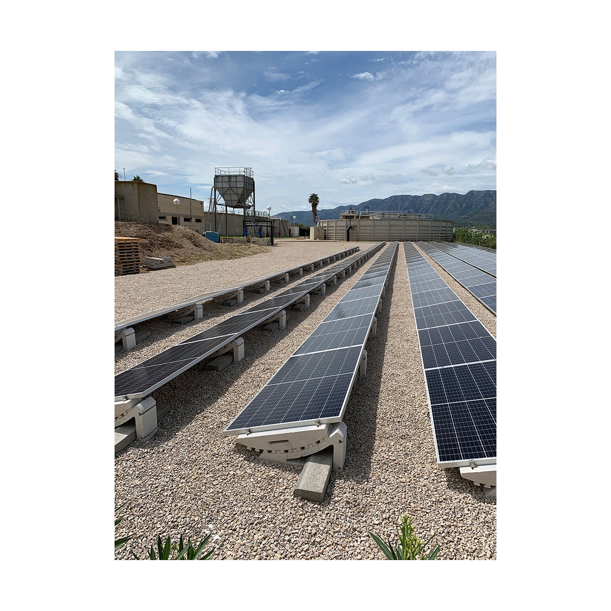 Fotos ambiente de Soporte regulable para placas solares Vernisol [52727]