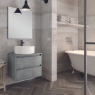 Detalle de Mueble de baño suspendido Bolton de 100 cm de ancho color Cemento con lavabo integrado