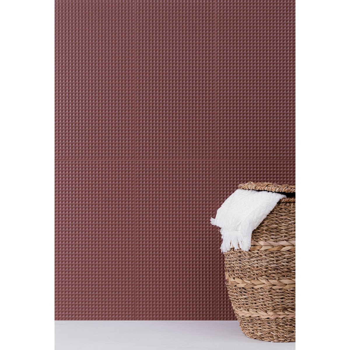 Pique_Waffle_Bordeaux_20x40_Harmony03