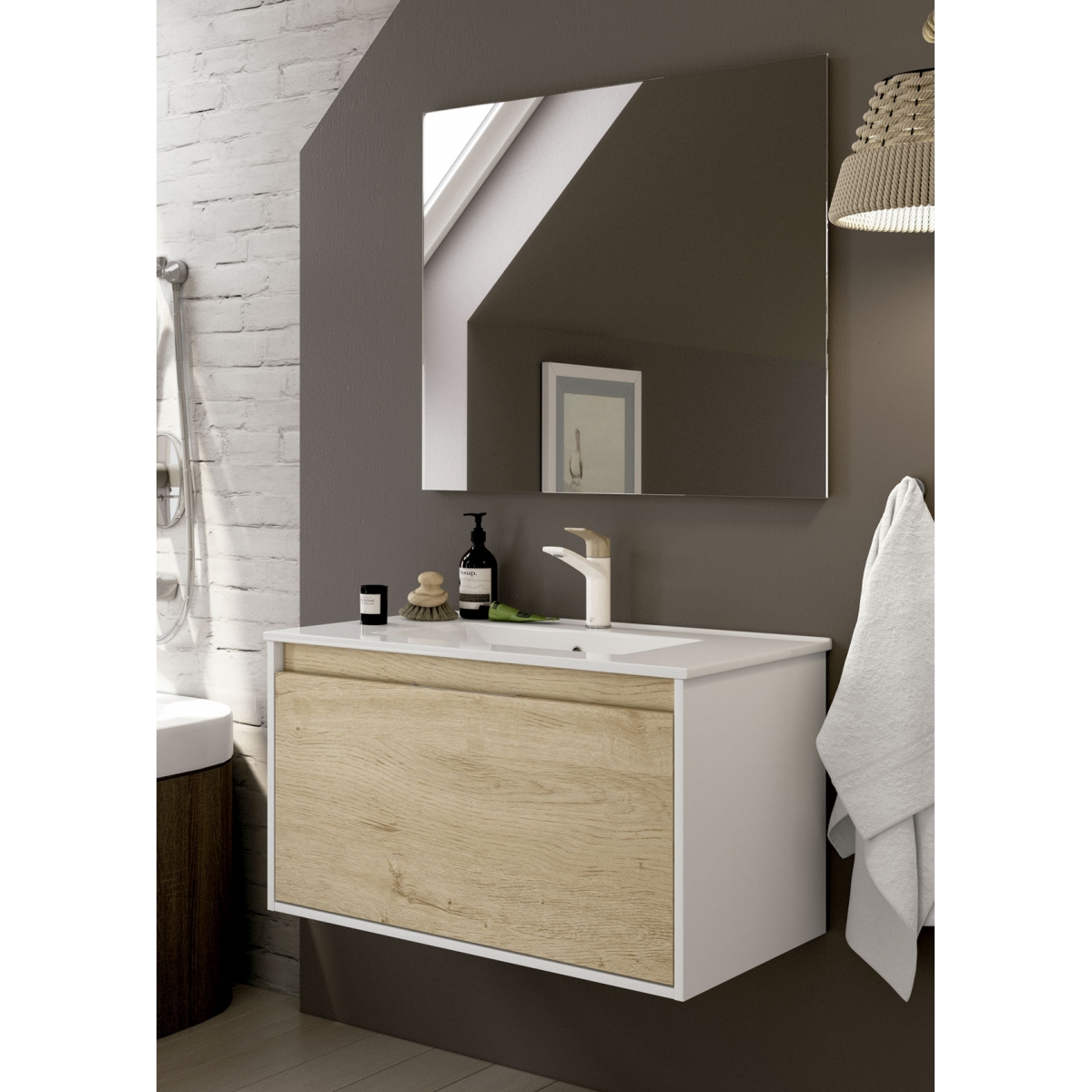 Fotos ambiente de Mueble de baño suspendido Poole de 80 cm de ancho color Bambú con lavabo integrado [55035]