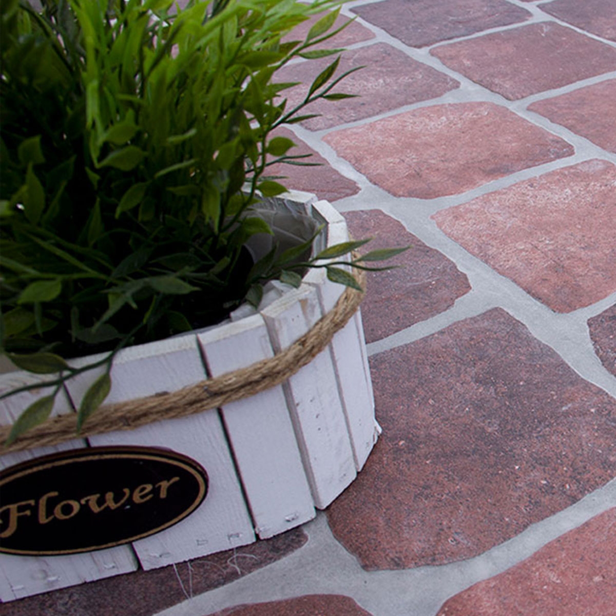 Red rodeno flooring for outdoor floors