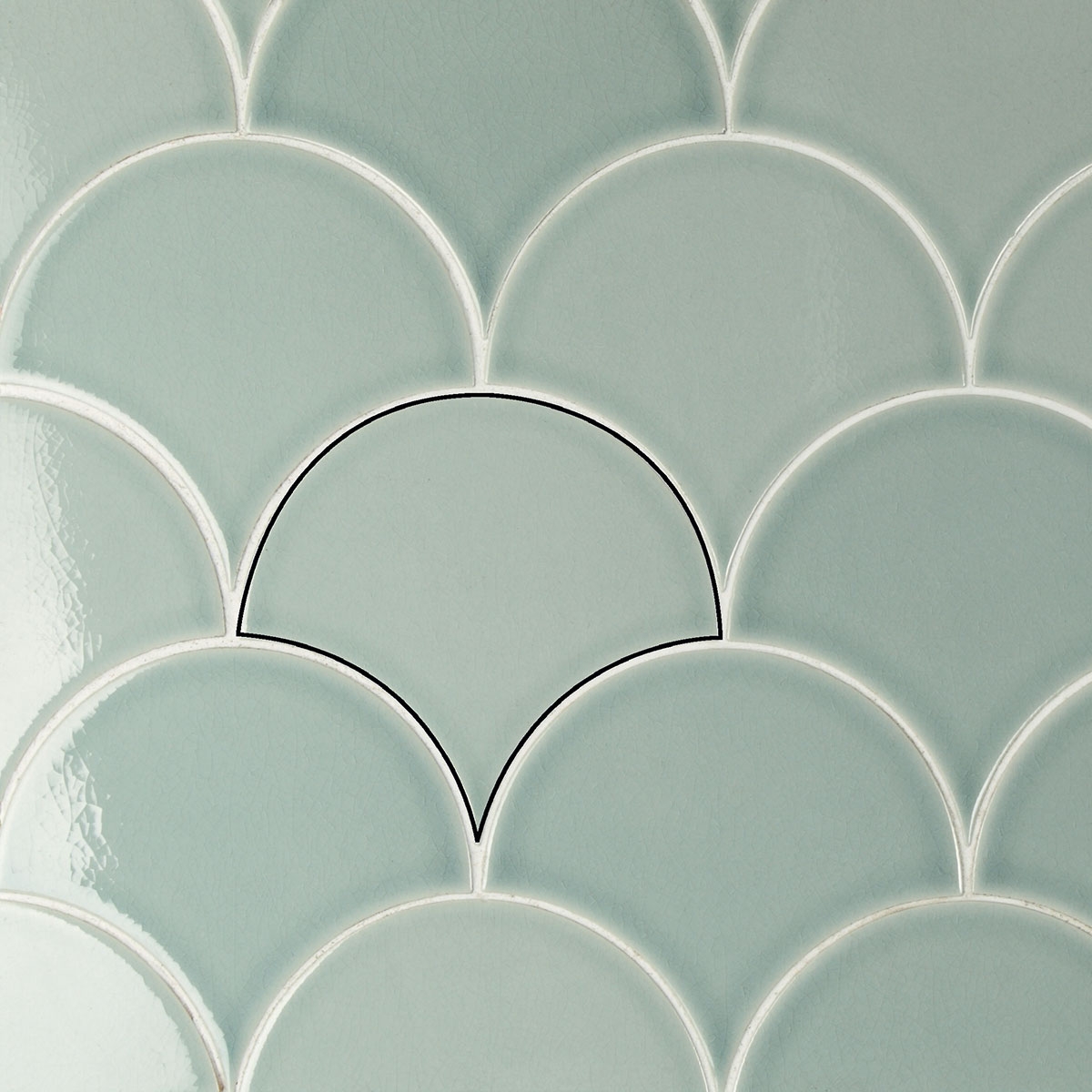 Scales-Dynamic-Skylight-APE-4