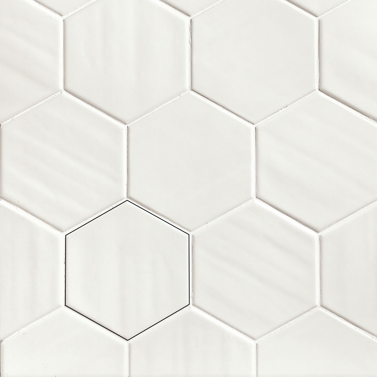 Hexa-Manacor-White-APE-2