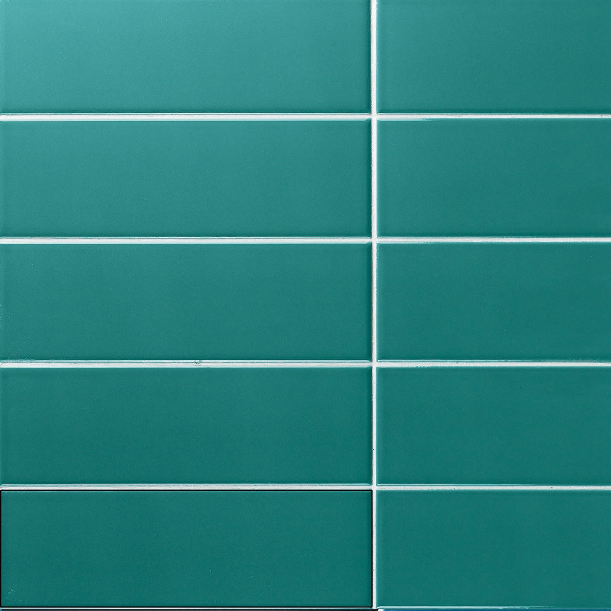 Momentum-Emerald-APE-2