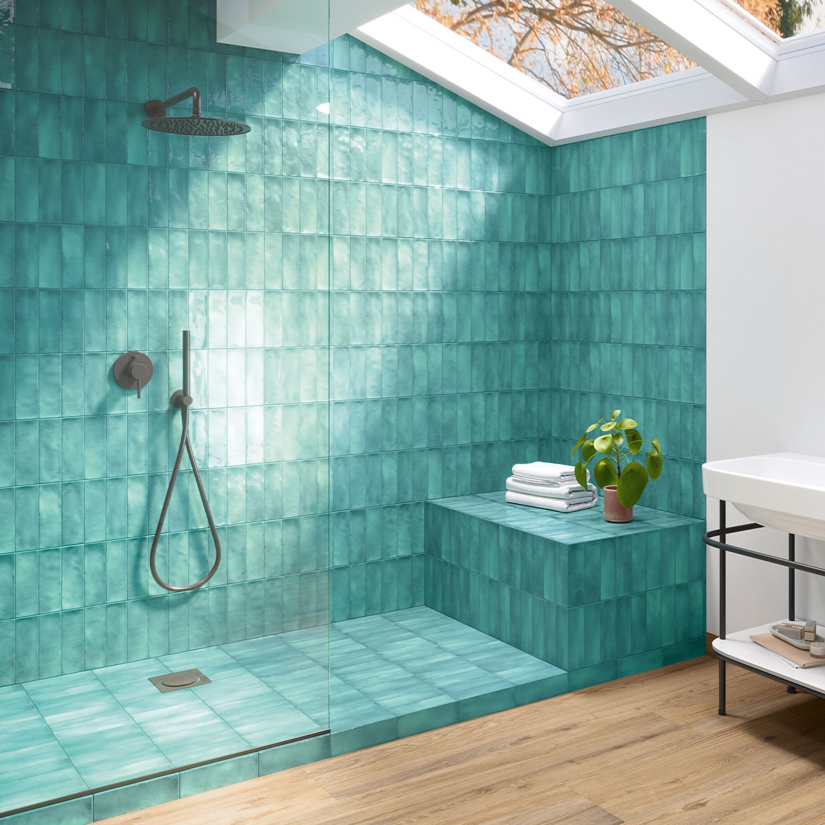 Amb-Sevilla-Turquoise-20-APE-2