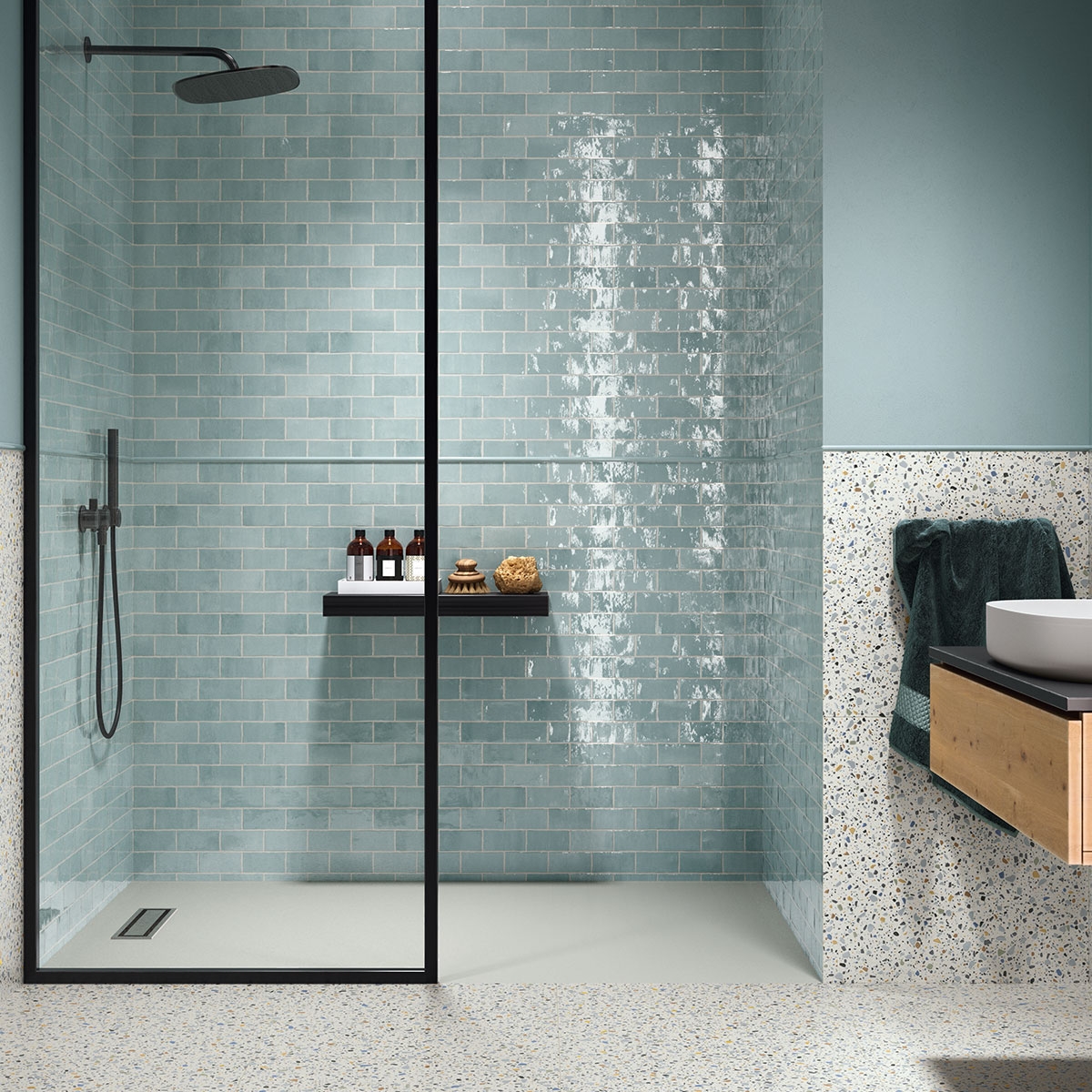 Amb-On-Blue-Gloss-APE-1