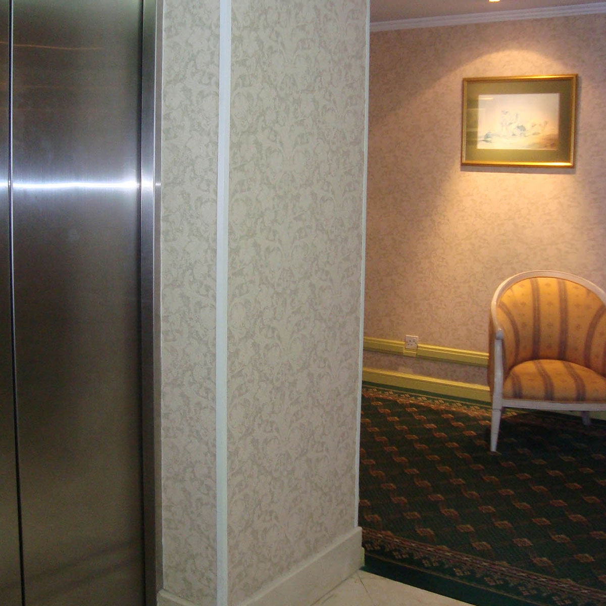 Amb-Novoescuadra Aluminio Blanco 25mm