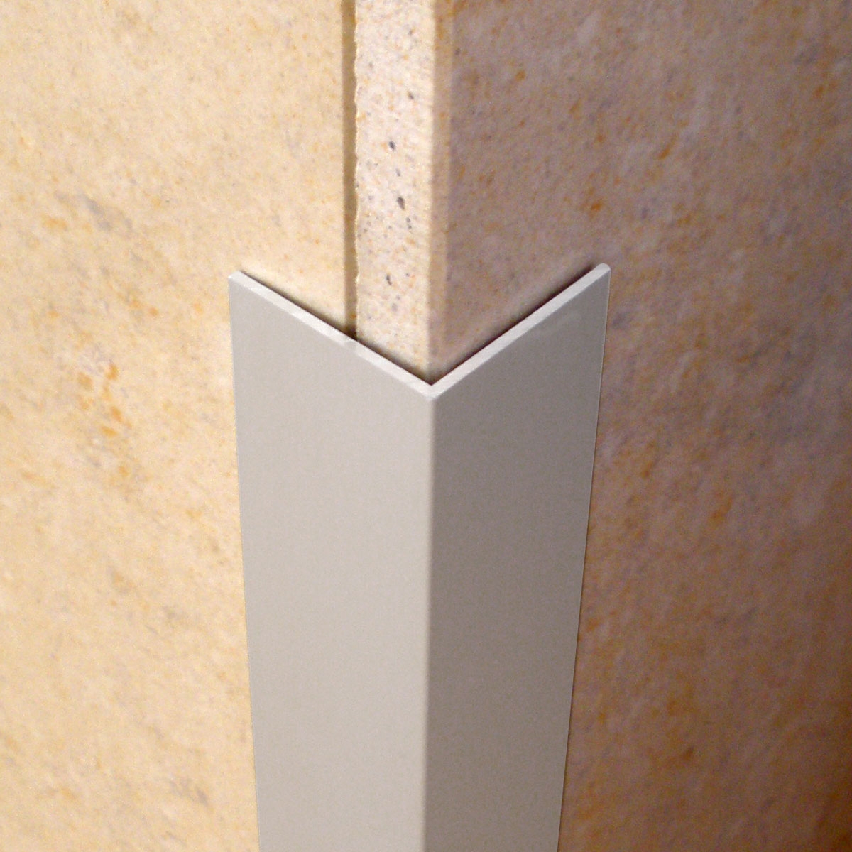 Novoescuadra Alumínio Branco 25mm