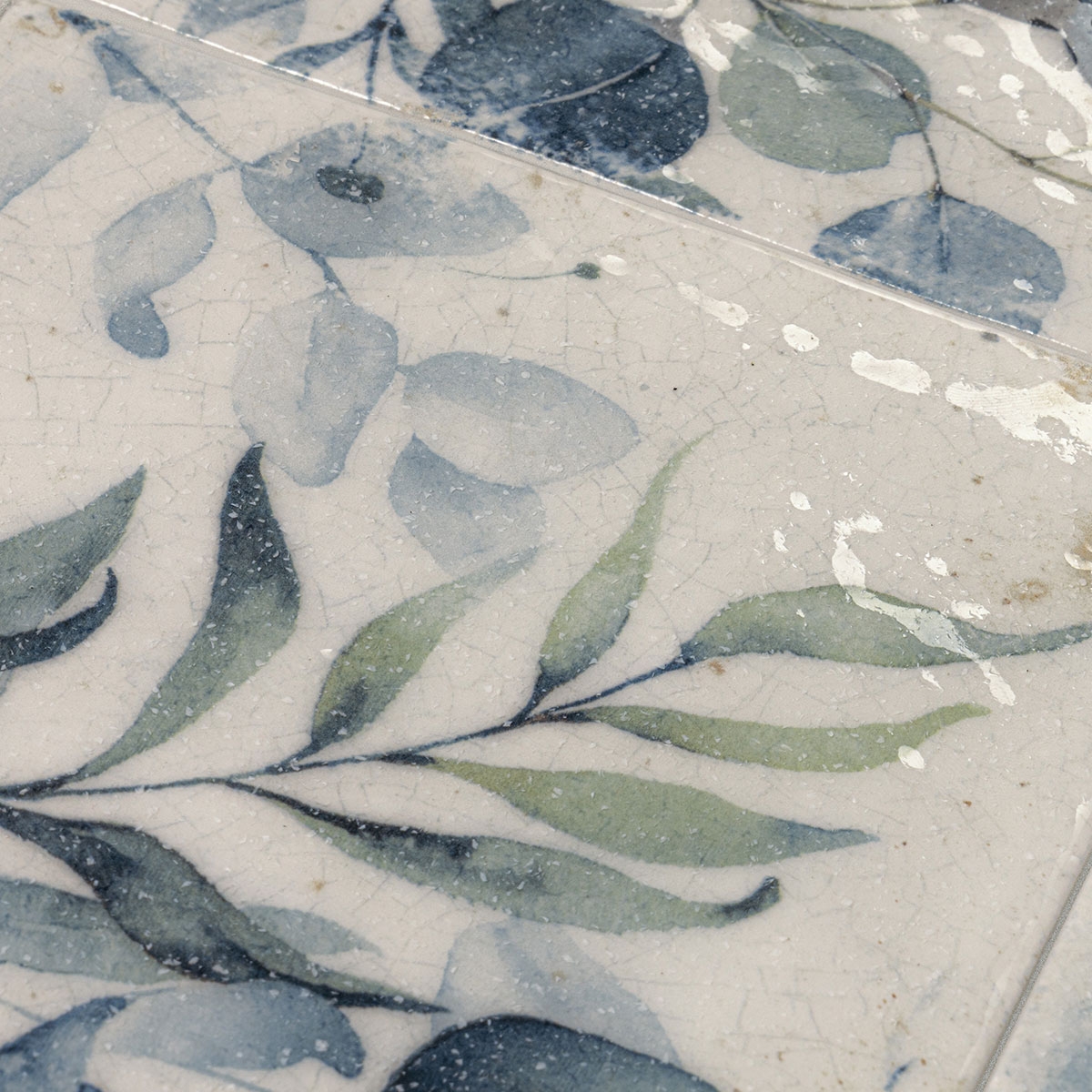 Amb-Mayolica-Woods-Harmony-1