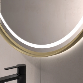 Espejo marco y estante metálico varios acabados luz led Margarita de  Eurobath, Decorabaño [2024]