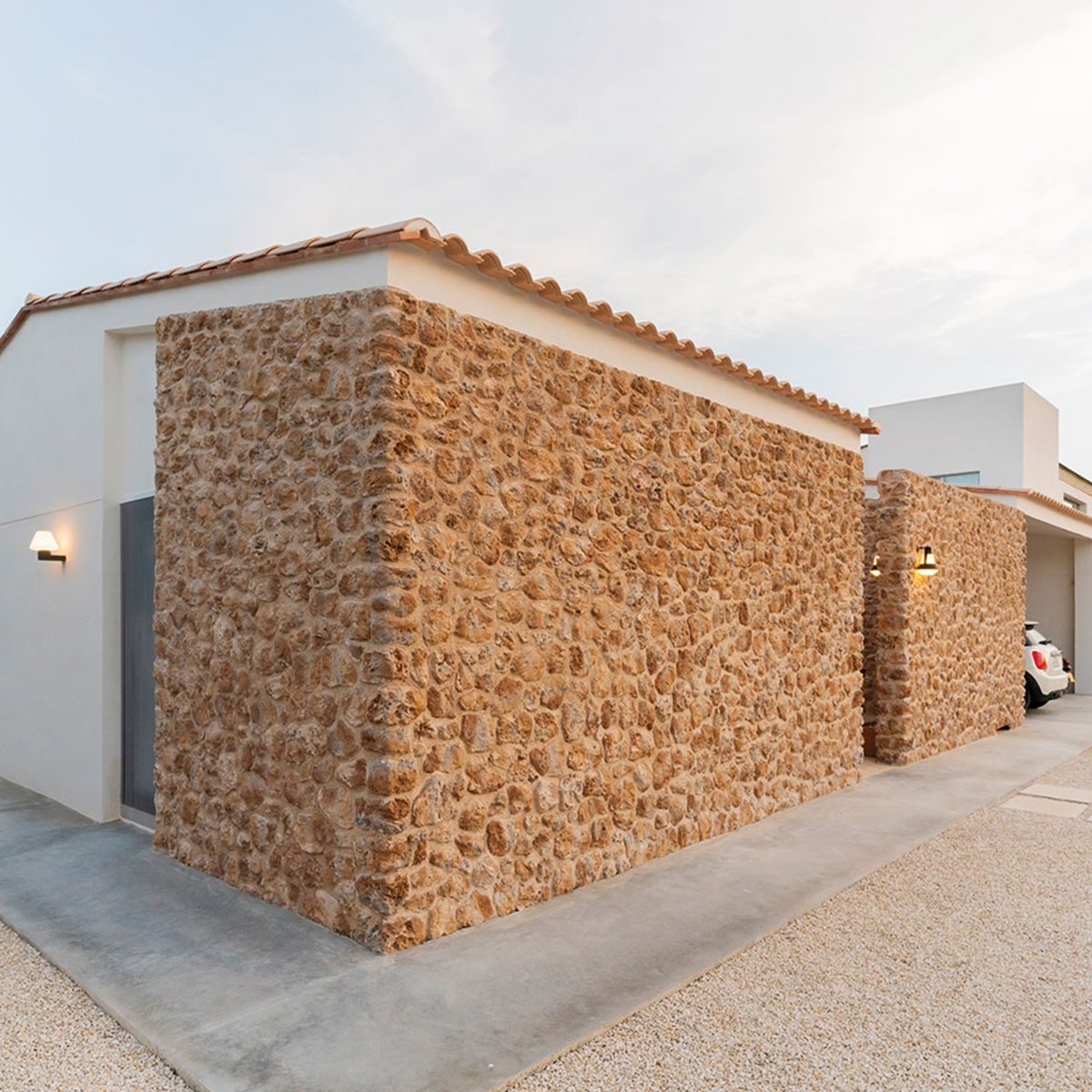 Timanfaya Chestnut Siding Environment