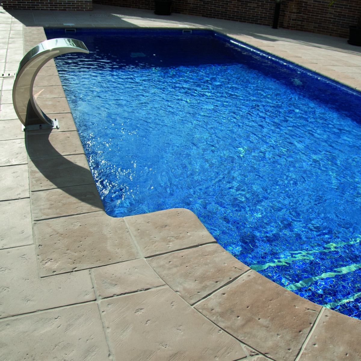 Verniprens - Borde de piscina escuadra Palacio