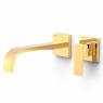 Built-in tap with XXL gold spout