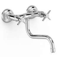 Robinet encastré de style vintage avec bec inférieur pour Tres cuisine chromée