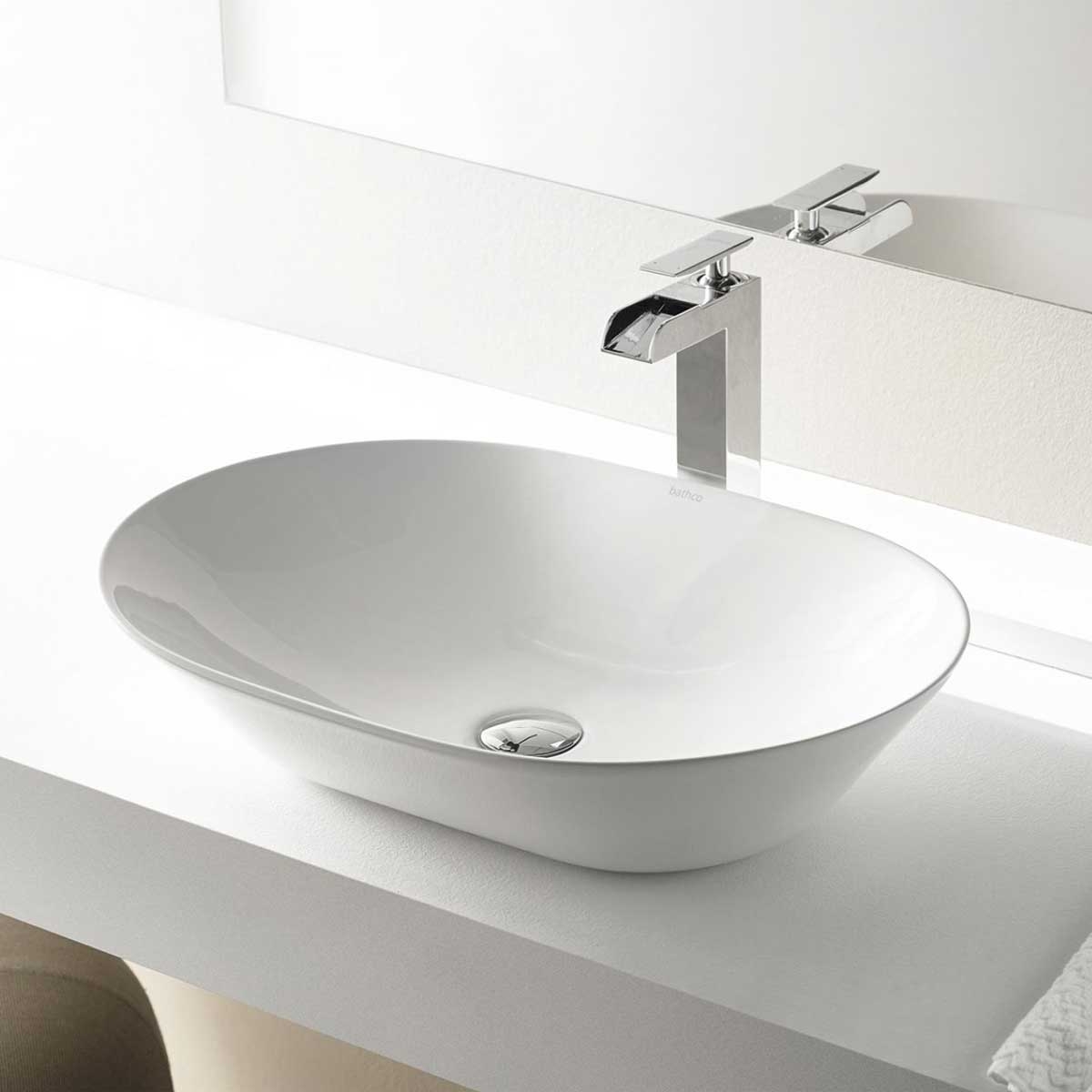 Novo lavatório oval Toulouse Branco The Bathco