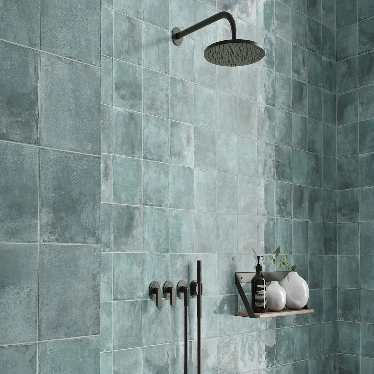 Salle de bain avec revêtement Aqua Turquoise