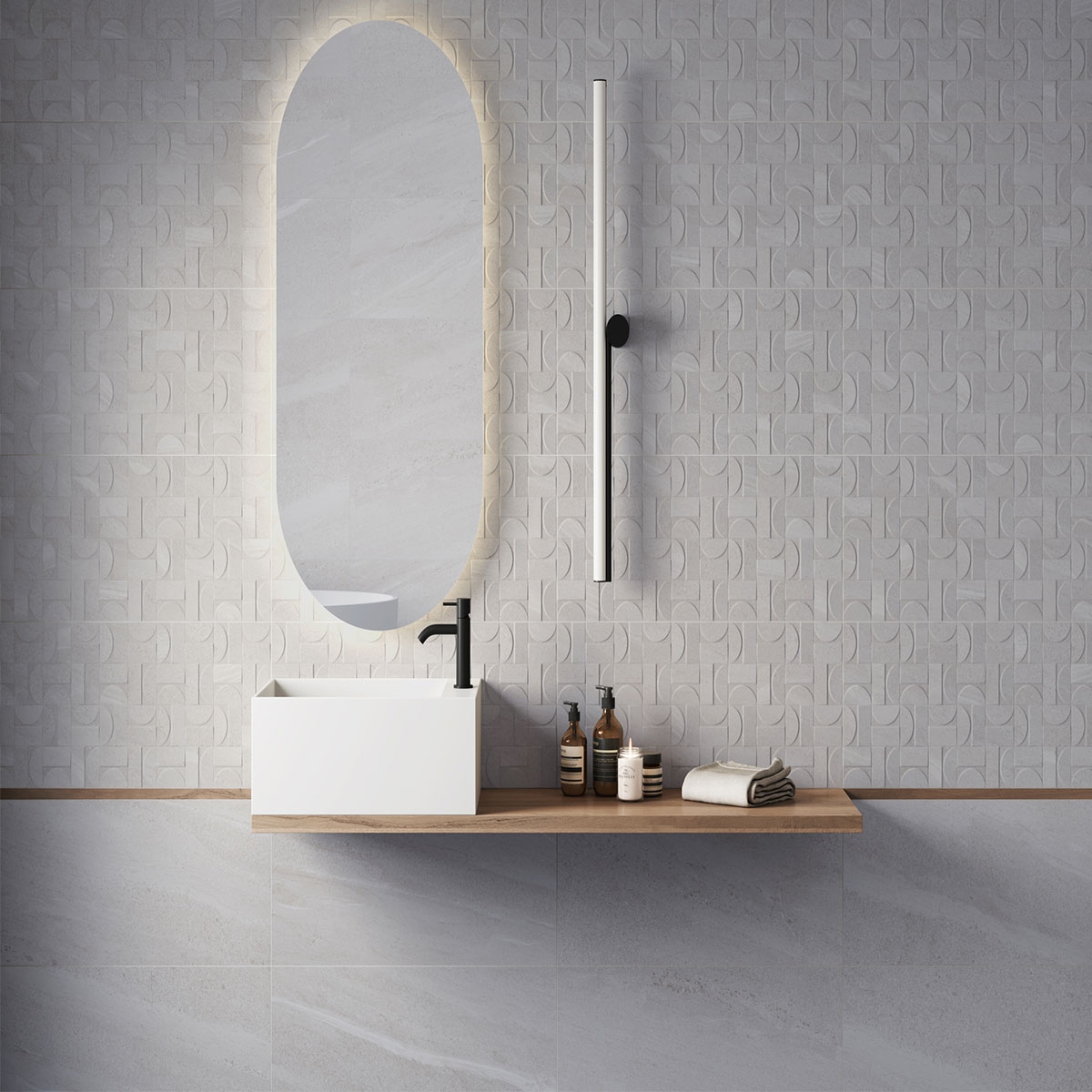 Salle de bain avec revêtement Cumbria Geom Pearl 30x75