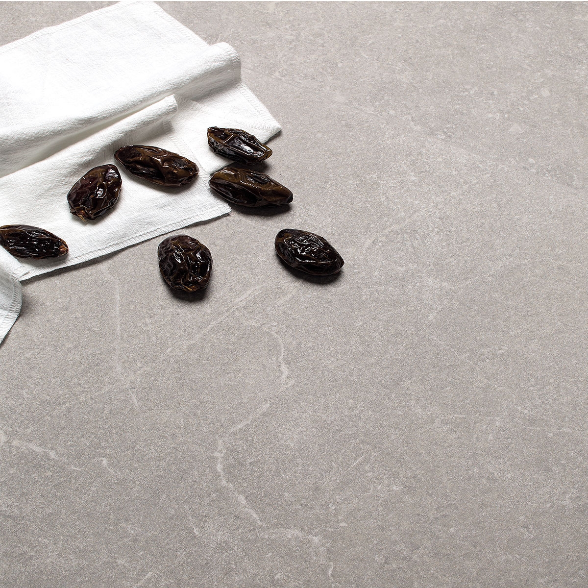 Savoy Land Non-slip stone imitation flooring 60x120 (Box of 1.44m2)