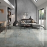 Interior con pavimento Rusty Metal Silver 120x120