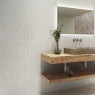 Baño con revestimiento Davenport Side White 30x75