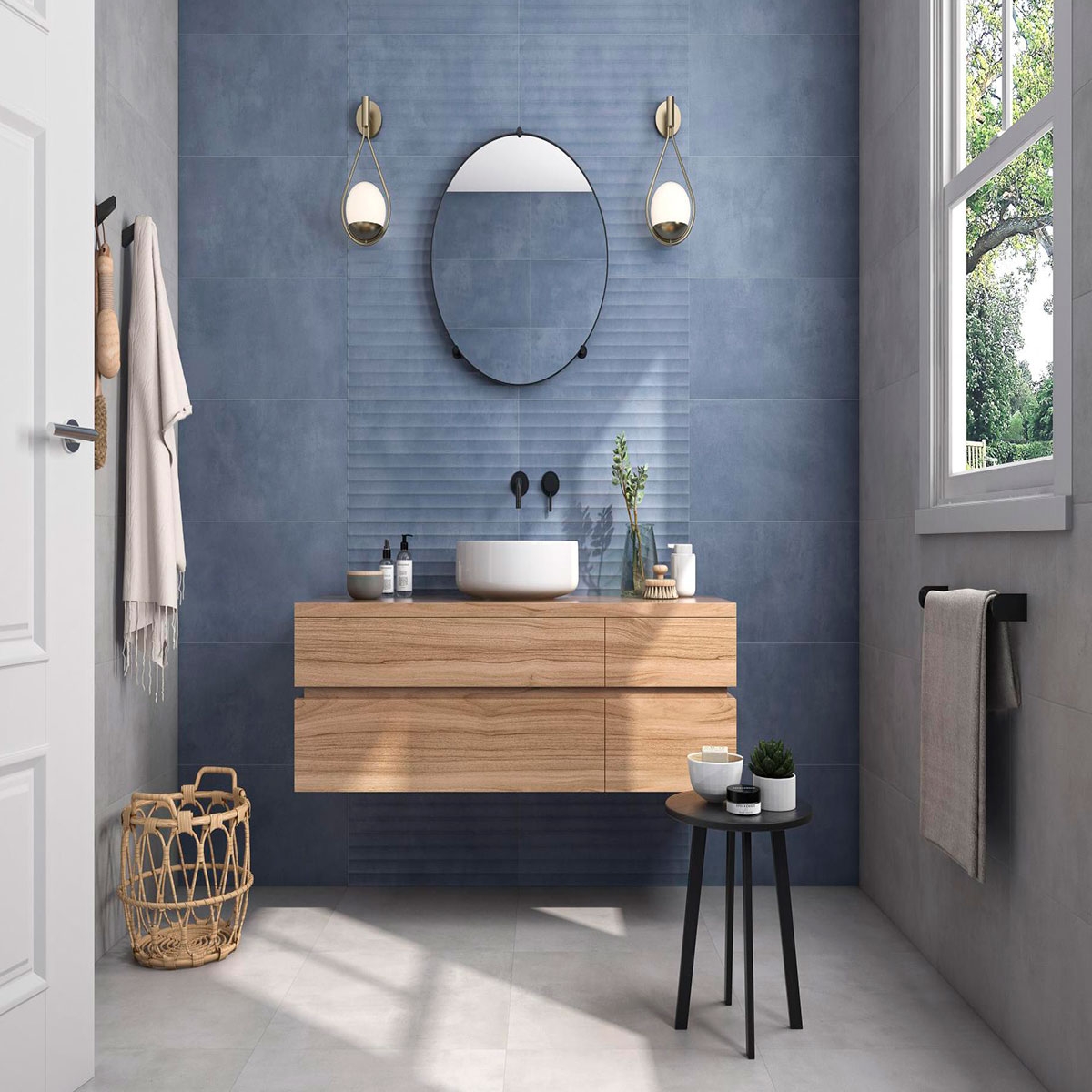 Bathroom with Eleganza Blu Non-slip coating 30x60