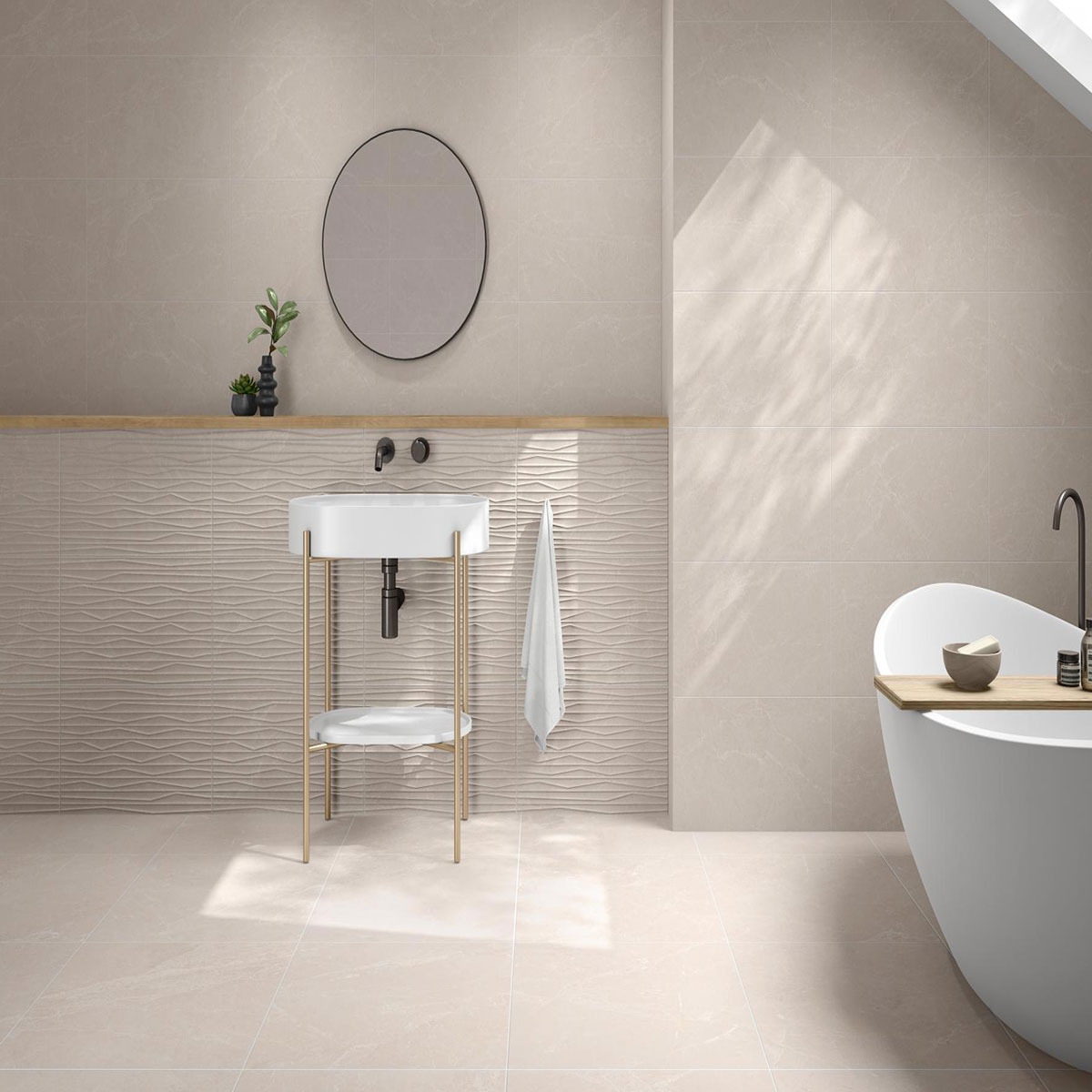 Salle de bain avec revêtement AT Murano Marfil Mat 33,3x55