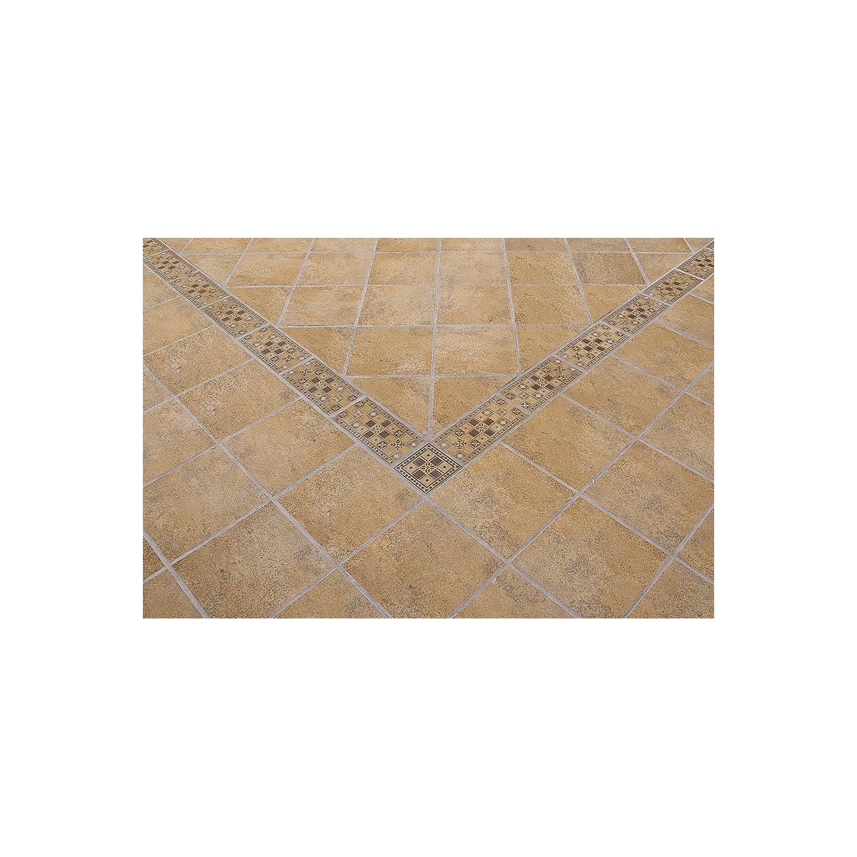 Tambora Base 3.10x3.10x14 cm