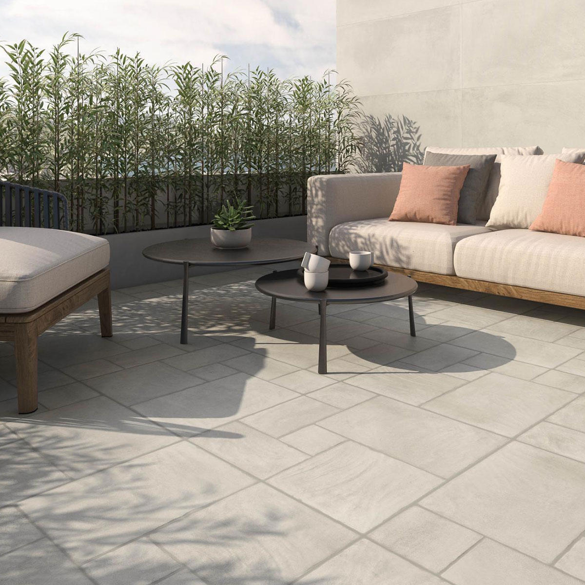 Exterior with flooring AT Elite Arena 60x60