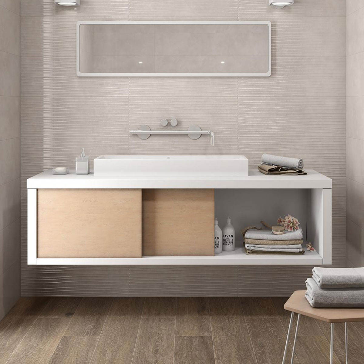 Interior con pavimento AT.Viggo Nogal 20x120