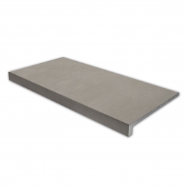 Peldaño Extrusado Mist 33x120x3 (Precio por Pieza)