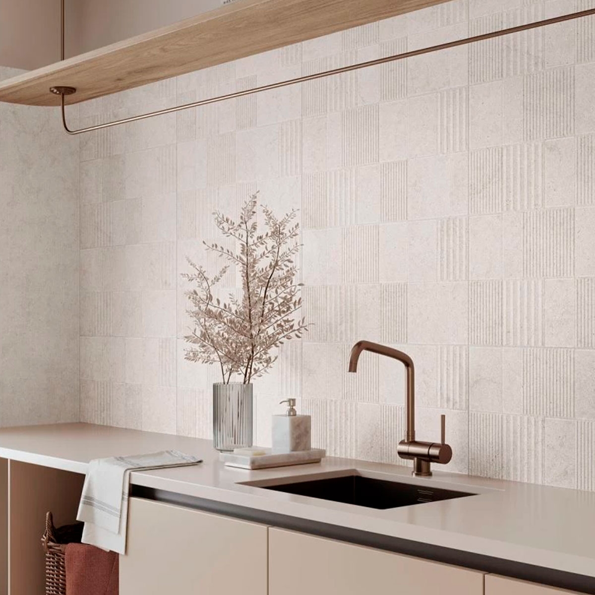 Intérieur avec revêtement Limestone Deco Almond 32x62.5 (Boîte 1.00m2)