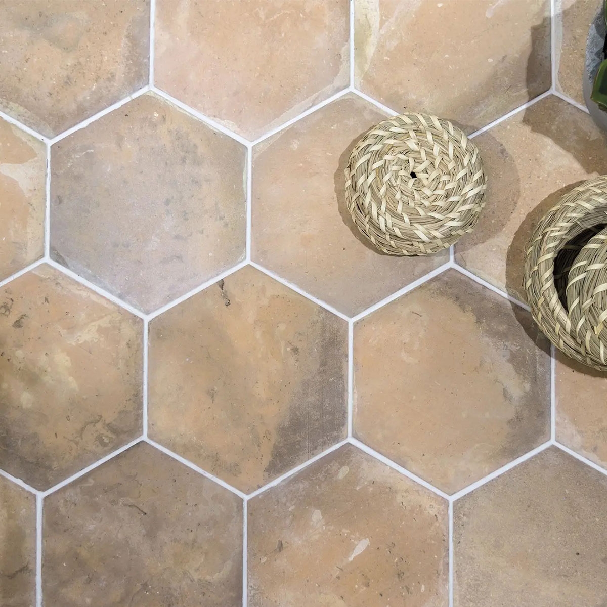 Extérieur avec revêtement de sol Hexa Cottage Cotto 14x16