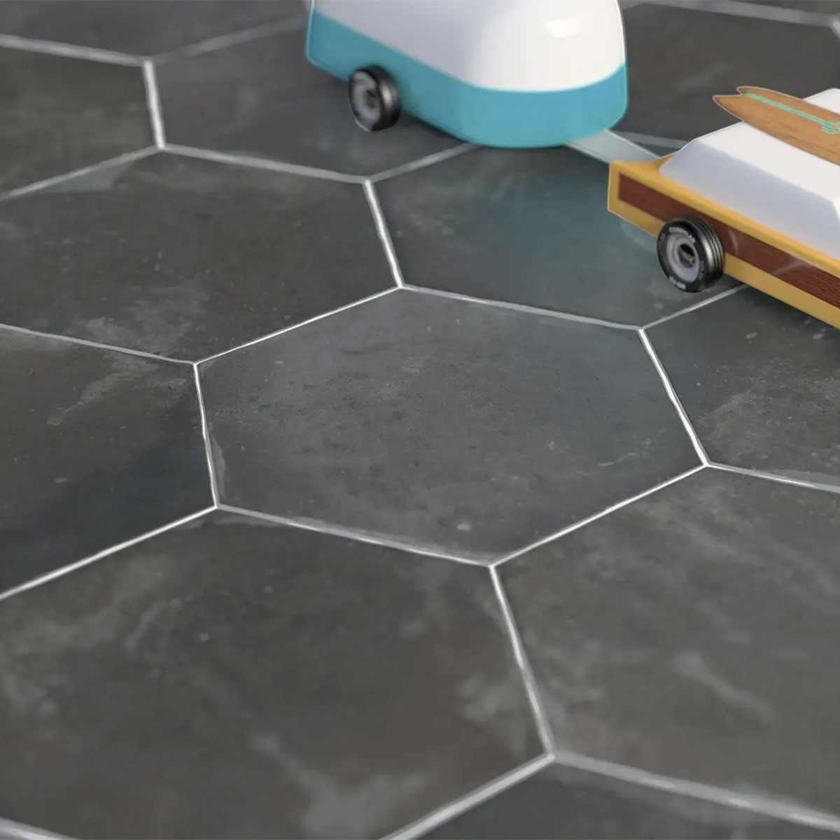 Intérieur avec plancher Hexa Cottage Graphite 14x16