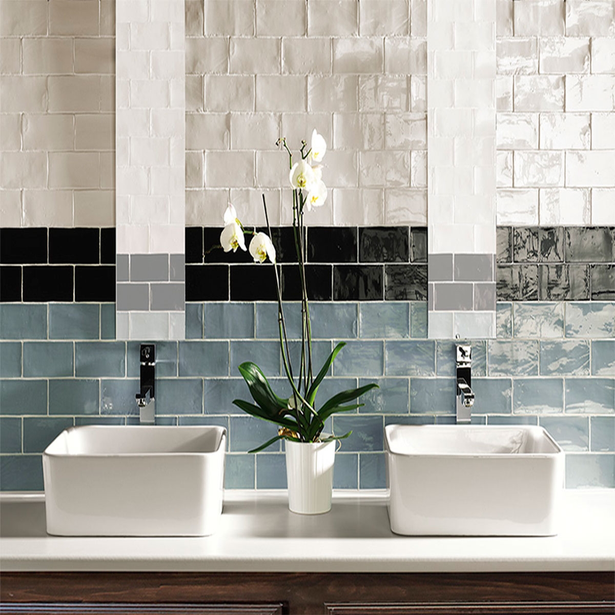 Casa de banho com Cotswold Acqua Gloss 7,5x15 (Caixa 0,5 m2)
