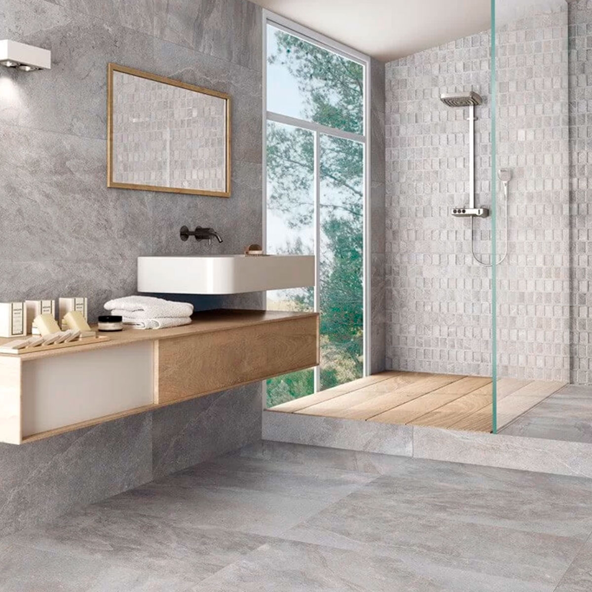 Casa de banho com pavimento Dover Grey e azulejo 45x90