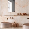 Baño con revestimiento Nuvola Deco Gold 32x62,5 (Caja 1,00m2)