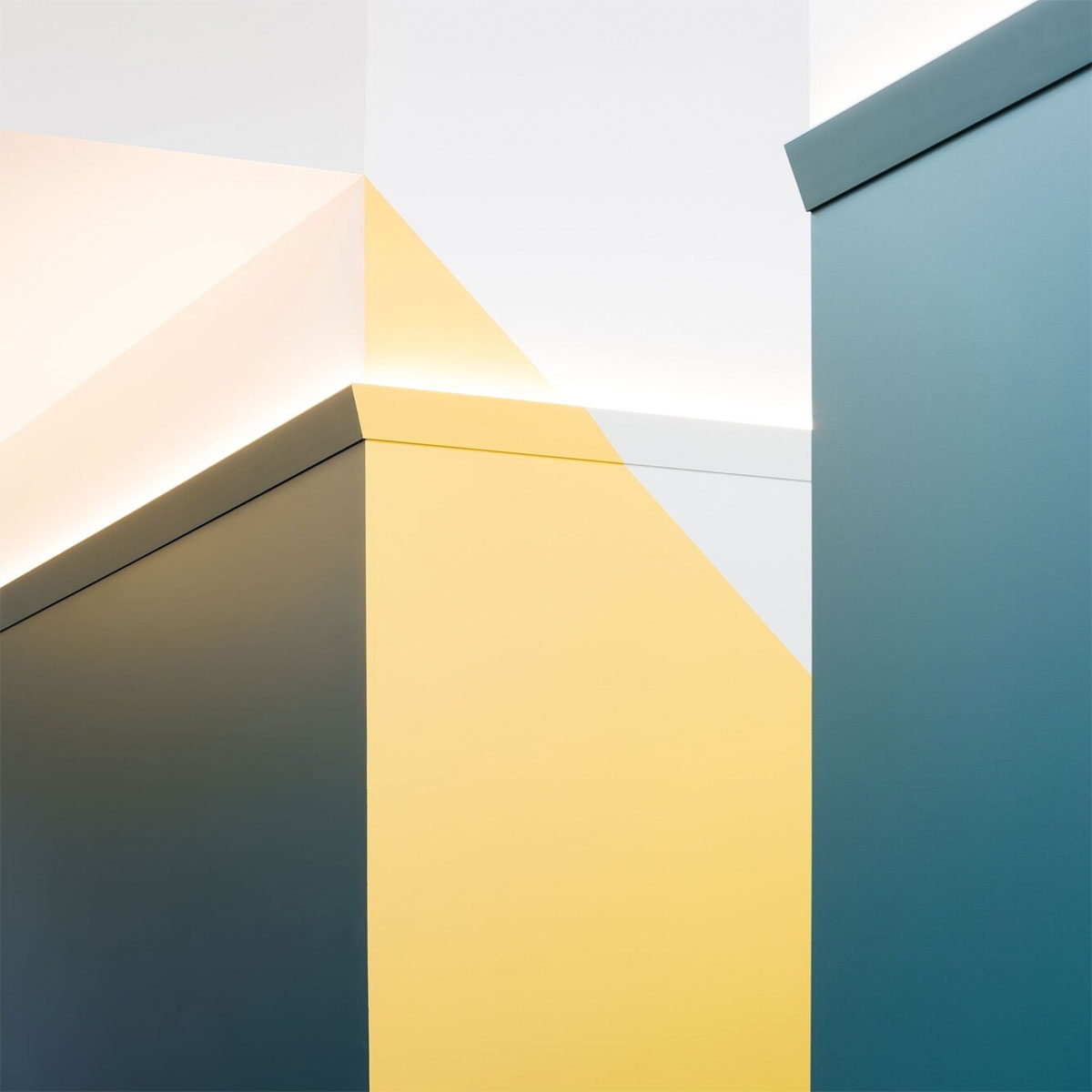 Room with Baseboard SX137 2000 x 15 x 100