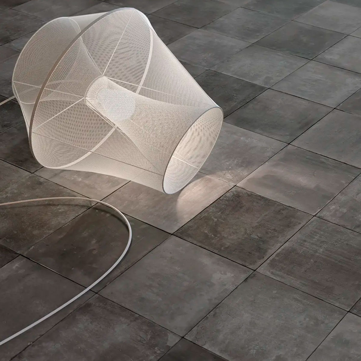 Interior with Mestizaje Chateau Graphite 18.5x18.5 pavement (0.41m2)