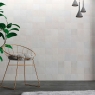 Interior con revestimiento Mestizaje Zellige White 12,5x12,5 (Caja 0.42m2)