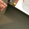 Salle de bain avec sol Raster Lines M Moss 15x15 (Boîte 0.54m2)