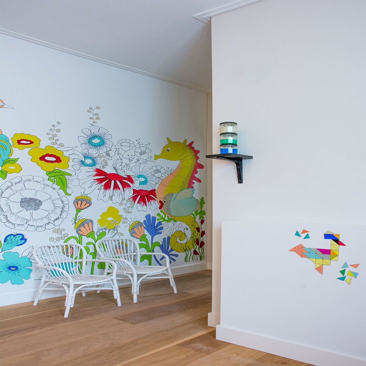 Ambient with Cornice CX161 2000 x 69 x 13