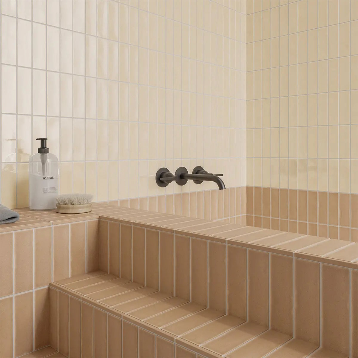 Interior con revestimiento Skin Sabbia Brillo 4x12,5