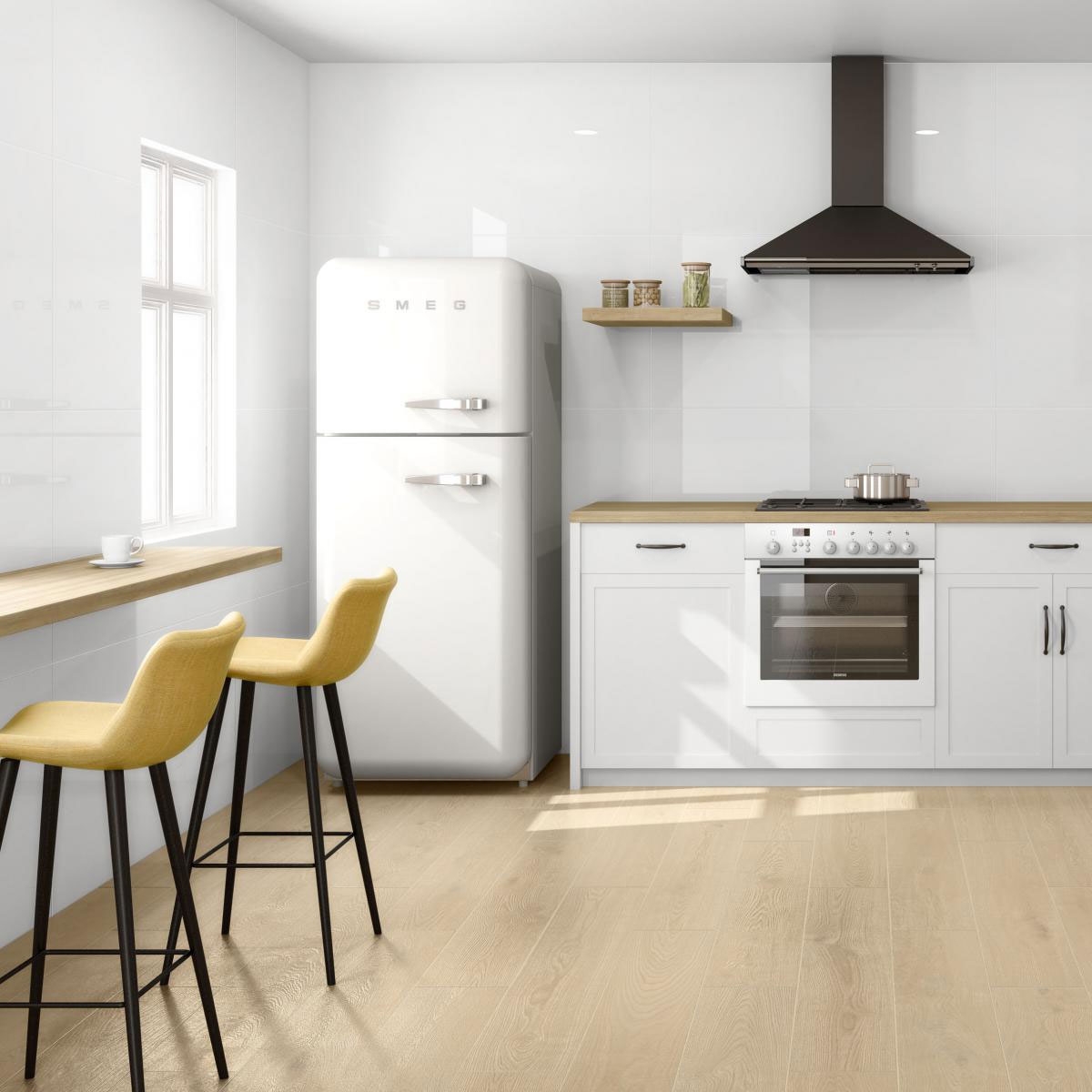 Cocina con Pavimento AT Evoque Arce 20x120