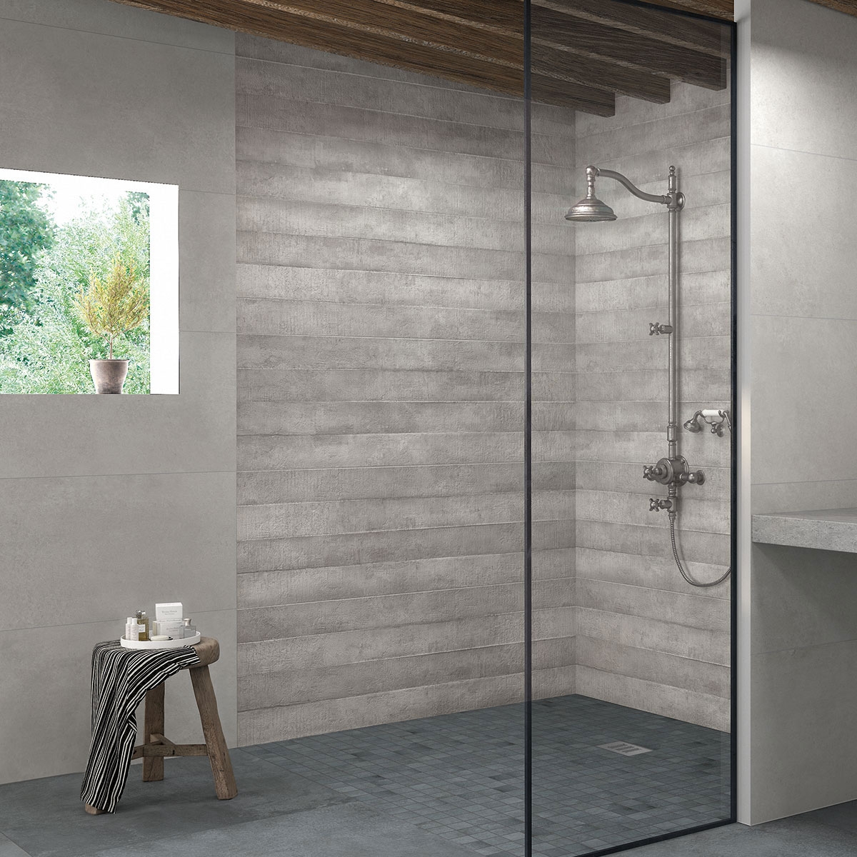Baño con Revestimiento Q Moma Grey 40x120