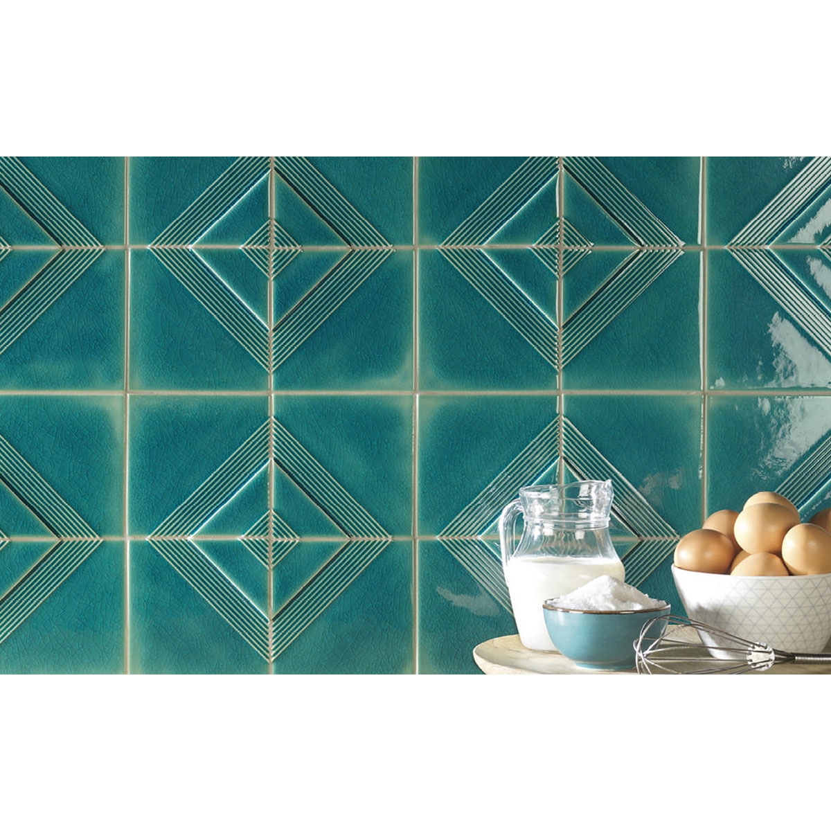 Kitchen with Valentino Turchese Crackle 13x13 cladding (Box 0.48m2)