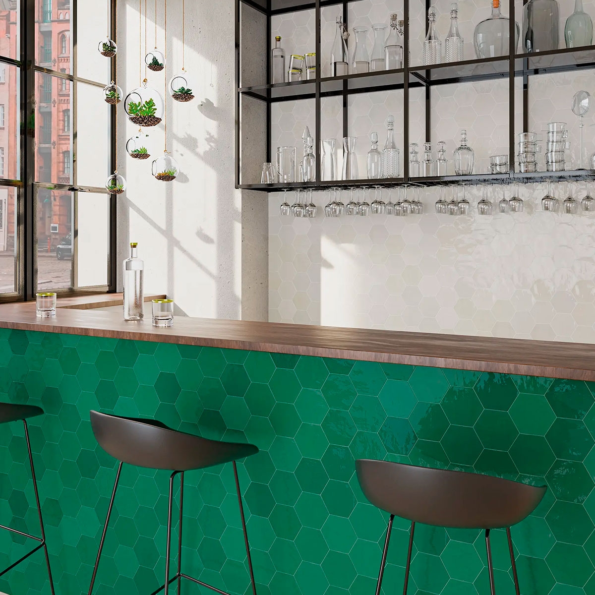 Interior com revestimento Zellige Hexa Emerald 10.8x12.4 (Box 0.38m2)