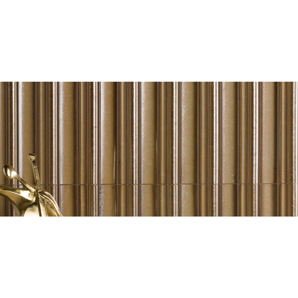 Interior com revestimento Techno Nut 10x39