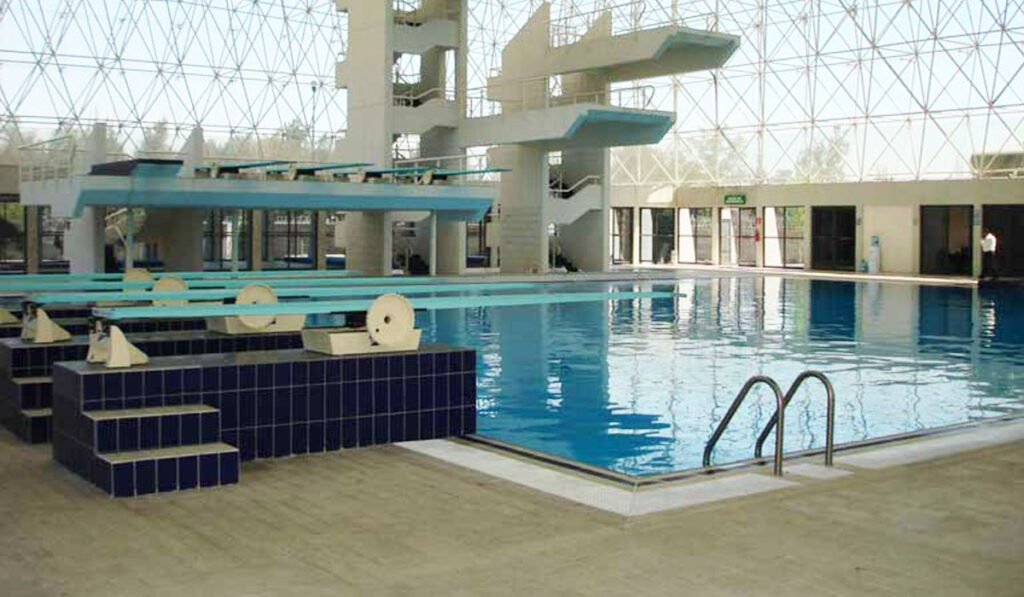 Piscina deportiva de Gres Aragón