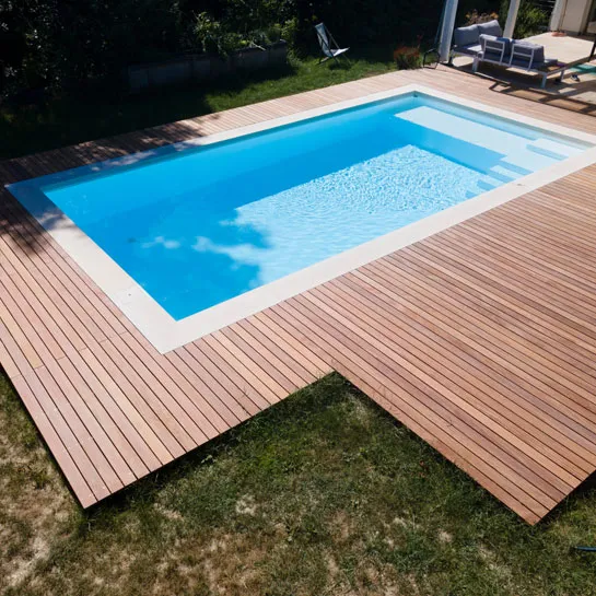 Piscina imitación madera