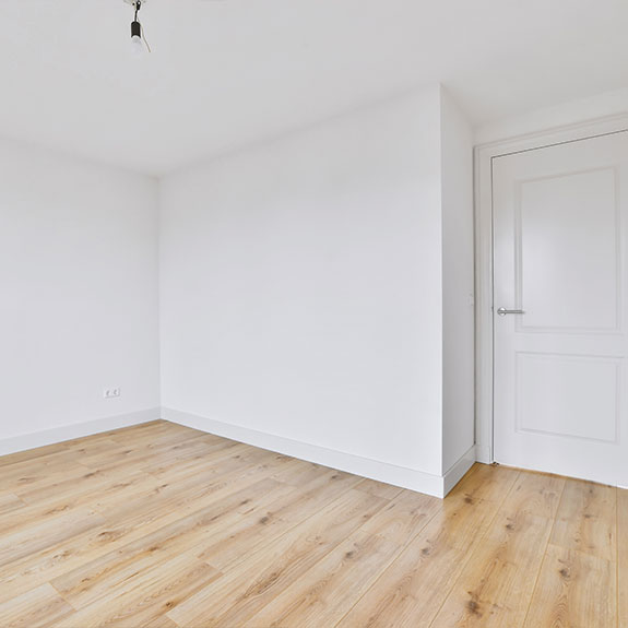 empty room with echo